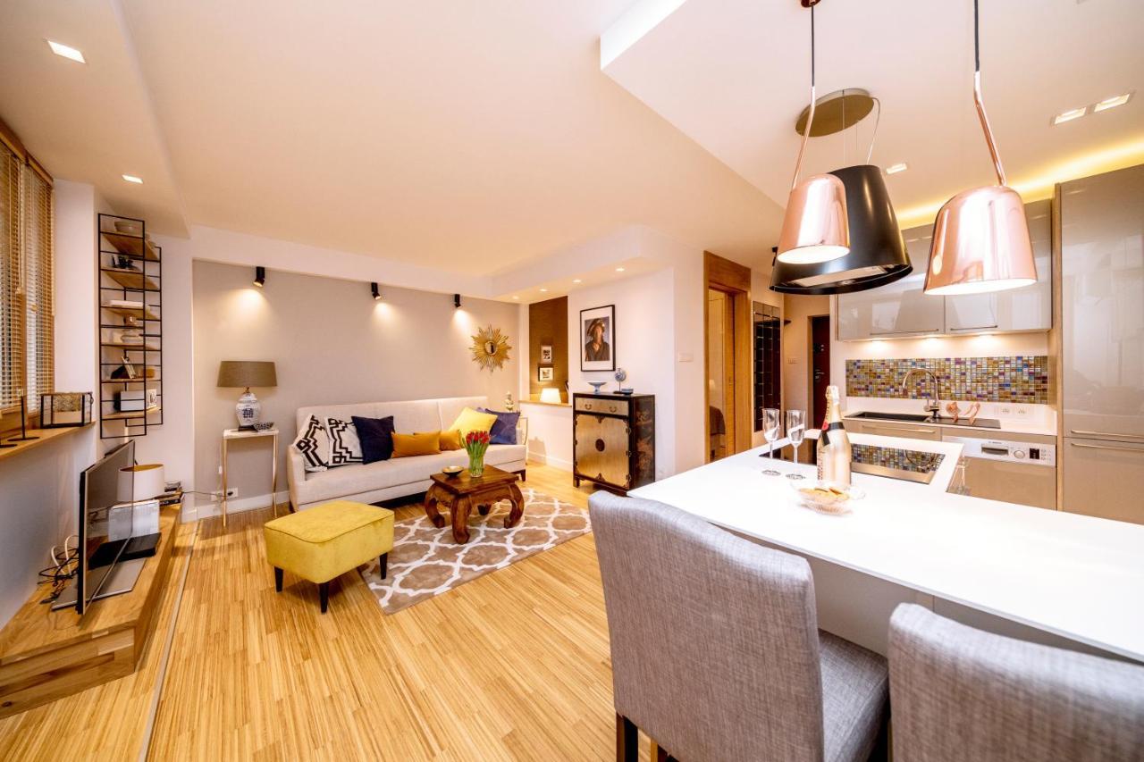 Golden Apartment With Air Condition By Your Freedom Varšava Exteriér fotografie