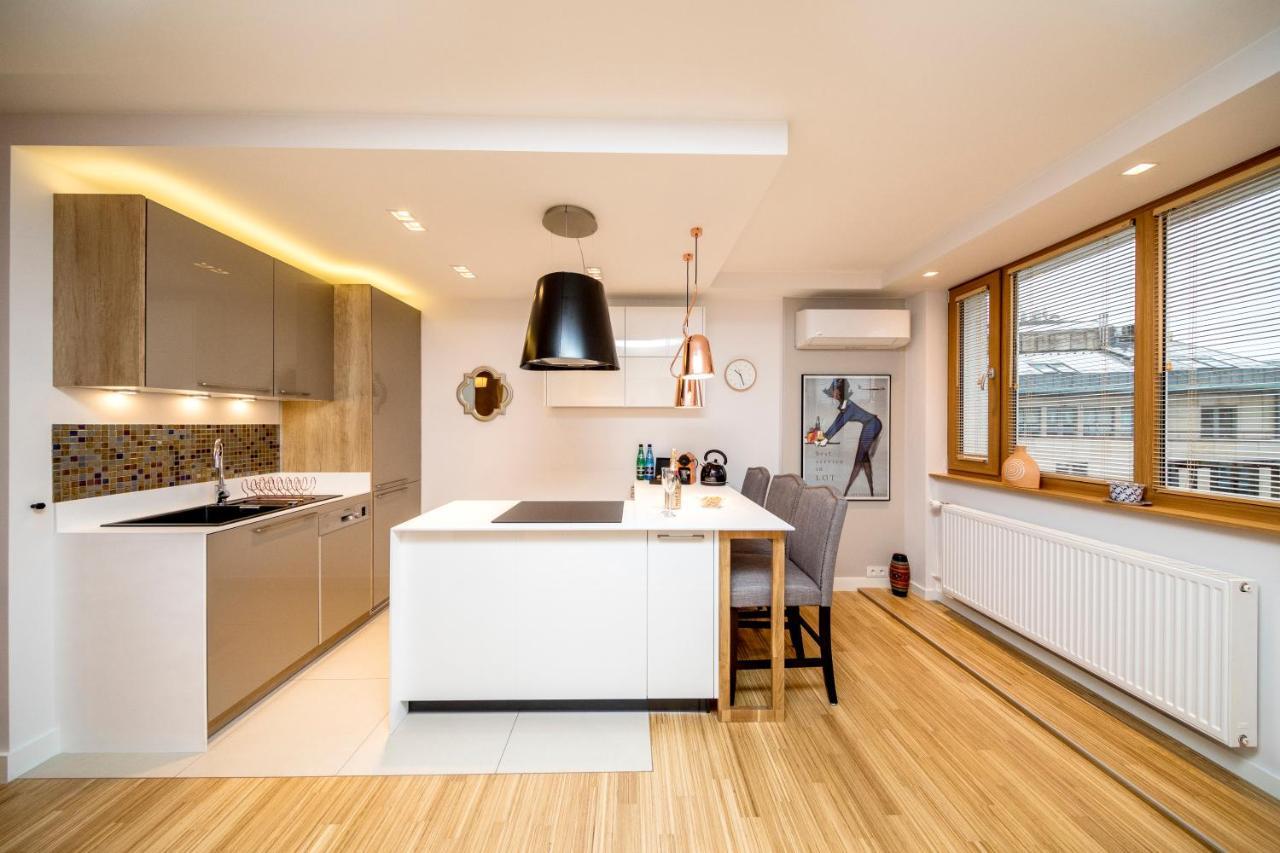 Golden Apartment With Air Condition By Your Freedom Varšava Exteriér fotografie